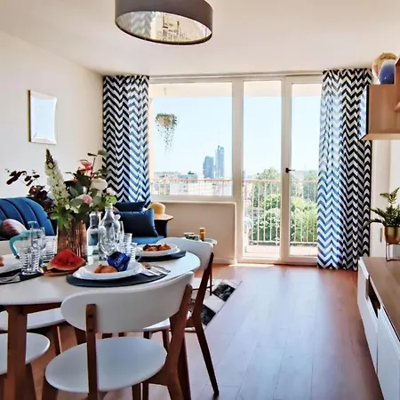 Sea View Mieszknie Na Wynajem Z Widokiem Na Morze Dworzec Centrum דירה גדינייה